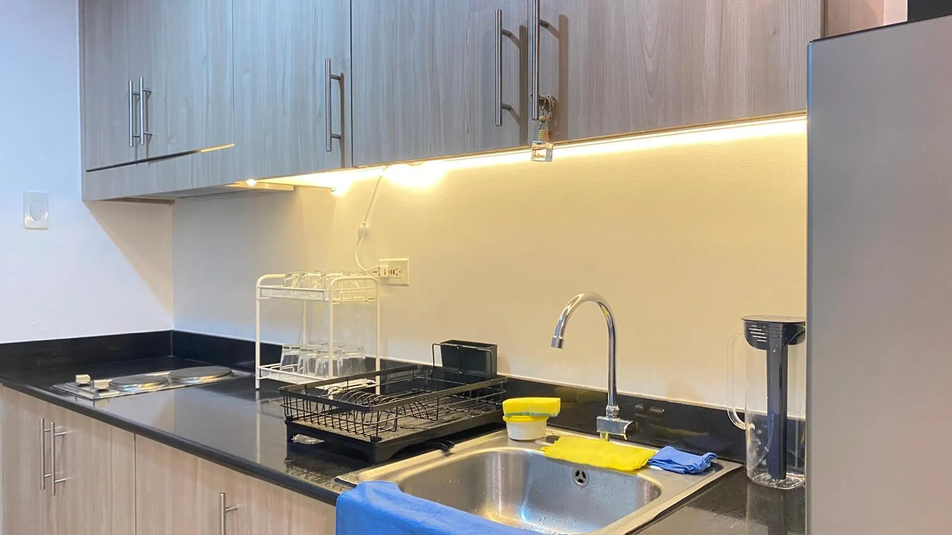Cozy 1 Bedroom By Ore Staycation-Shore 1 Residences Manila