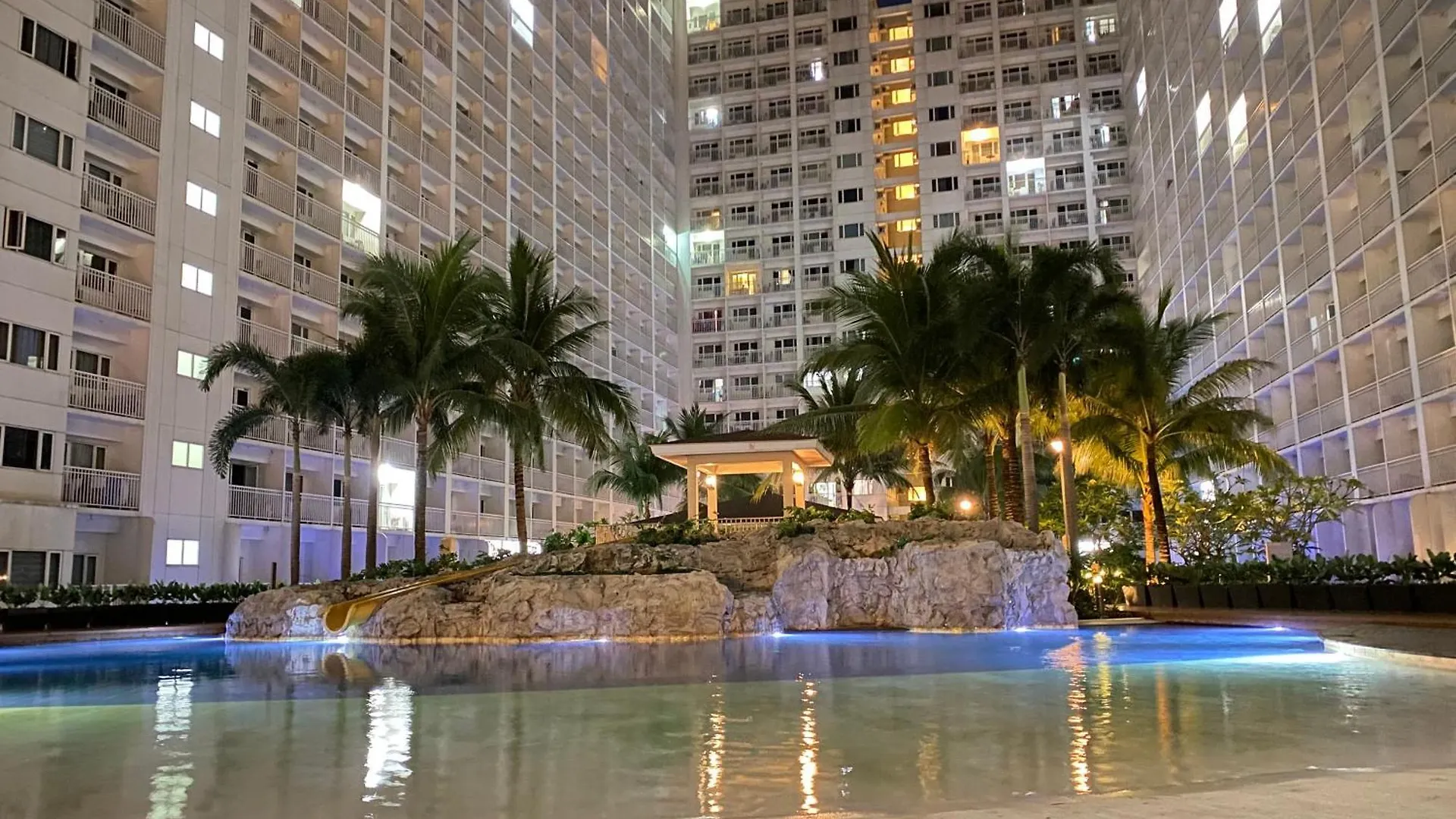 Apartment Cozy 1 Bedroom By Ore Staycation-Shore 1 Residences Manila